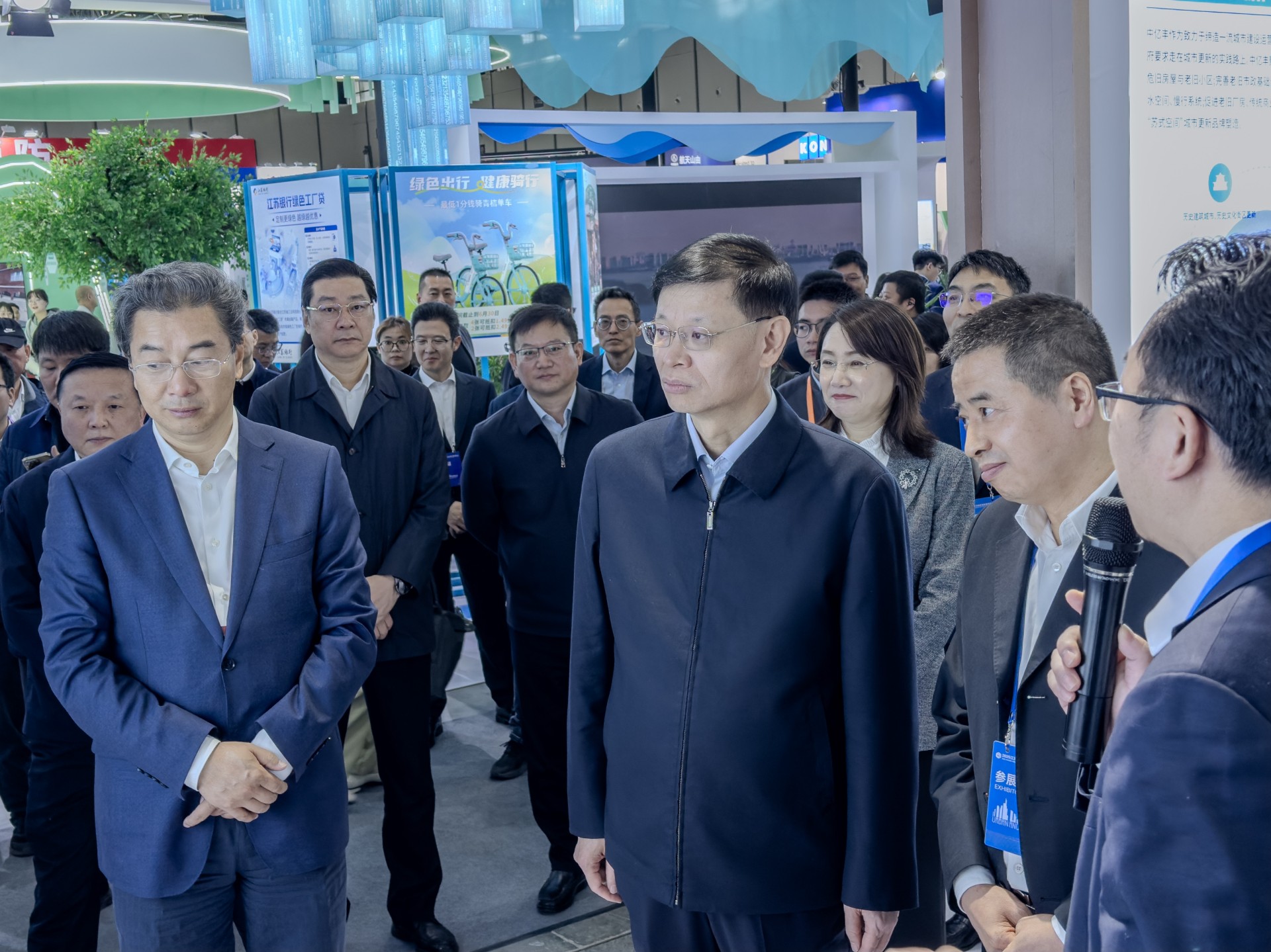 江苏省当局辅导现场领导照片 江苏省当局辅导现场领导照片